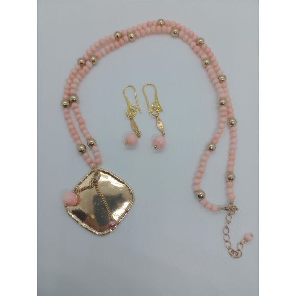Vintage Marbled Peach Glass Beaded Gold Tone Pendant 23-25" Necklace & Earrings - Picture 2 of 6